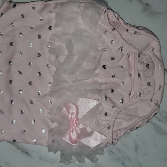 Adorable Pink and silver Onsie - Picture 3 of 4